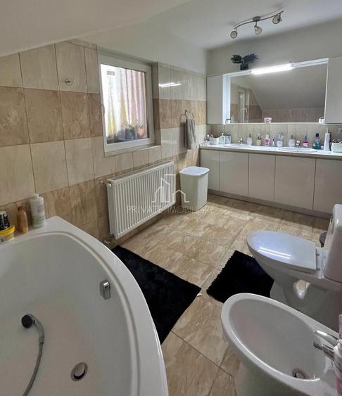 Casa de vanzare toatal mobilata si utilata in zona noua, Sighisoara