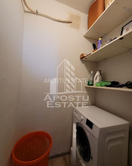 Casa individuala de vanzare, cu 4 camere si 2 garaje, zona Lipovei - 21