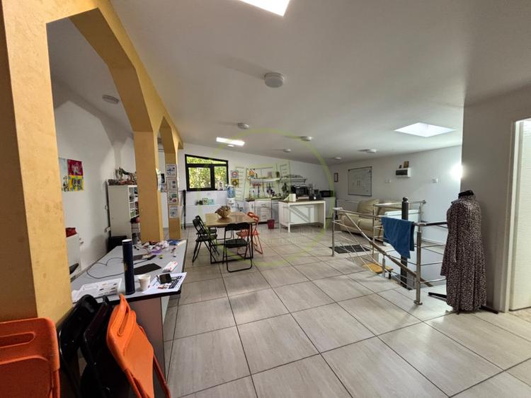 Spatiu comercial, Parter + Etaj , 120 mp, Zona Centrala