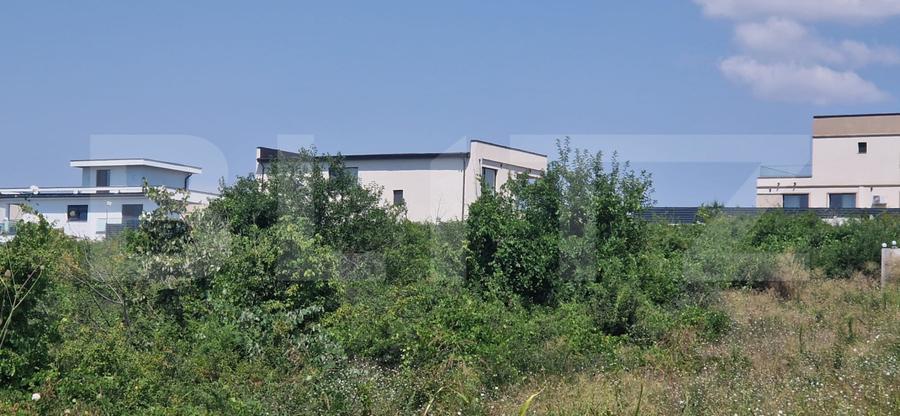 Teren intravilan, 9600 mp, zona Plaiul Vulcanesti