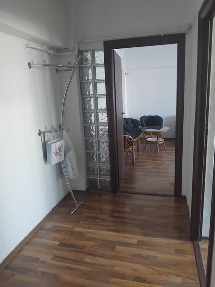 40062 Apartament 2 camere Trocadero