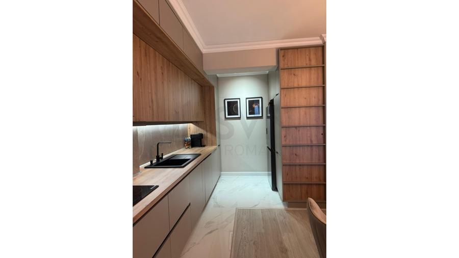 REA1027062 Apartament 3 camere lux Sisesti acces privat