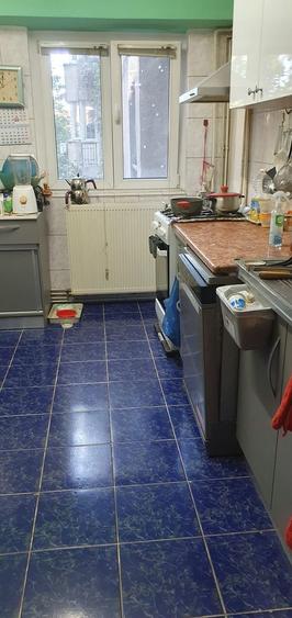 Vând apartament 3 camere decomandat, Bv. 13 Septembrie