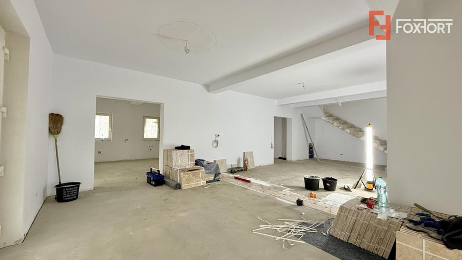 Comision 0% Casa individuala Mosnita in stil Neoromanesc cu 202 mp utili!