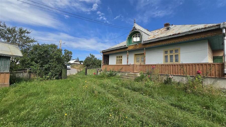 Casa Bunicilor In Bucovina Zona Liteni Moara De vanzare 0727817187