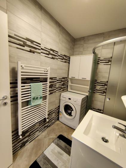 Proprietar închiriez apartament cu două camere.