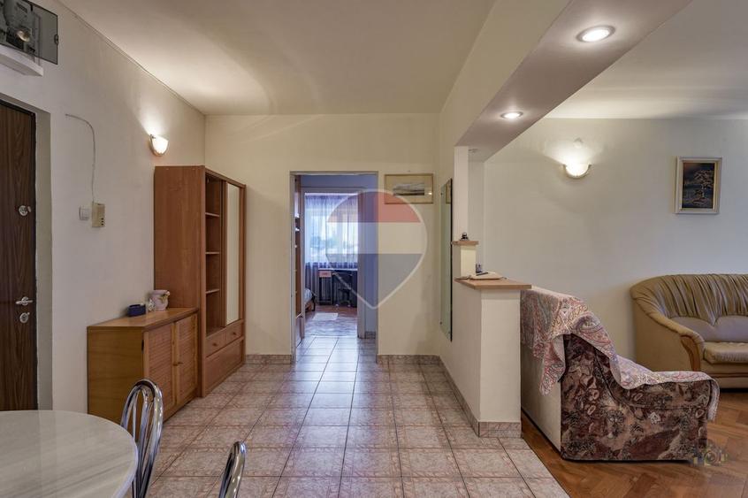 3 camere spațioase, vedere spre parc | Vatra Luminoasă