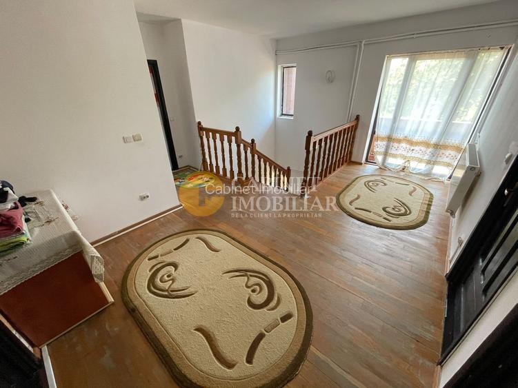 Casă Duplex Integral (Ambele Părți) - 325mp Utili, 1000mp Teren, Asfalt - 10