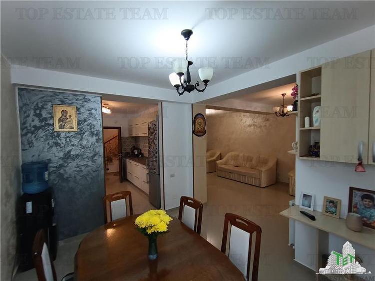 Casa deosebita P+1 cu 4 camere, foisor in curte si garaj, in Bragadiru aproape d