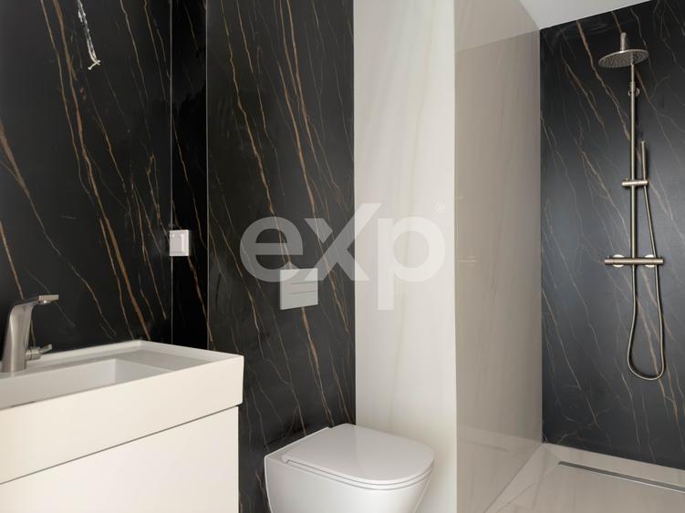 Penthouse, De Vanzare I "Trofeul imobiliar din Floreasca"