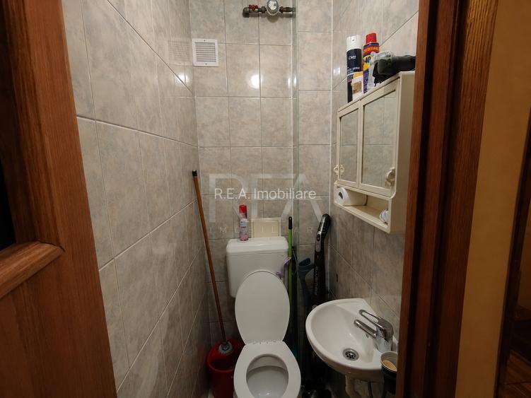 4 camere | Titan | Decomandat | 1974 anvelopat - 14
