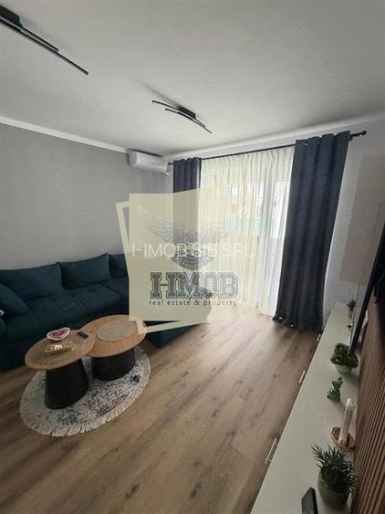 Apartament Premium 2 camere balcon si loc de parcare etaj 1 - 3