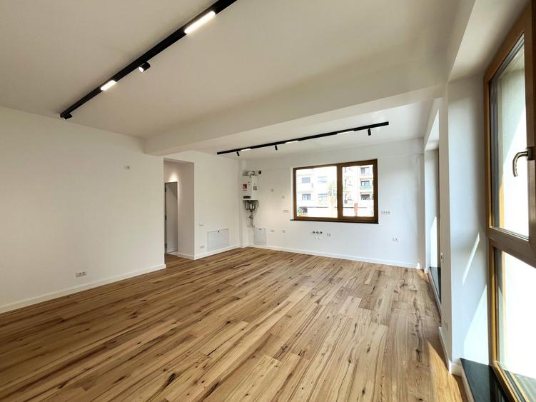 APARTAMENT 3 CAMERE || CURTE 110 MP || ACCES INDIVIDUAL || DOMENII