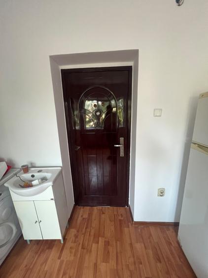 Cameră de cămin de vânzare, 11 mp, etaj 3, zona Gării