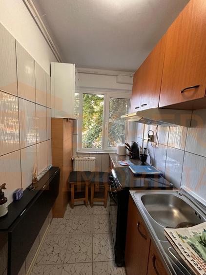 Apartament 3 camere de vânzare în Tomis Nord – etaj 1/4, centrală pe gaze
