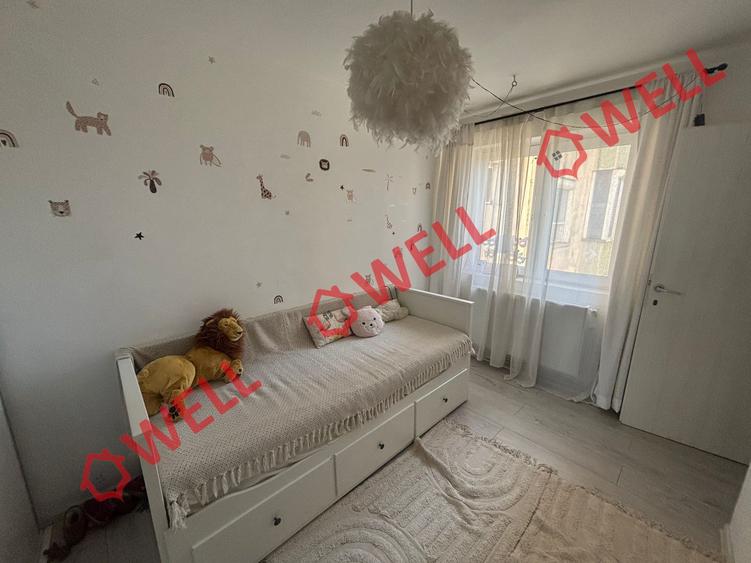Apartament cu 3 camere de vânzare în Sfântu Gheorghe, pe strada Romulus Cioflec