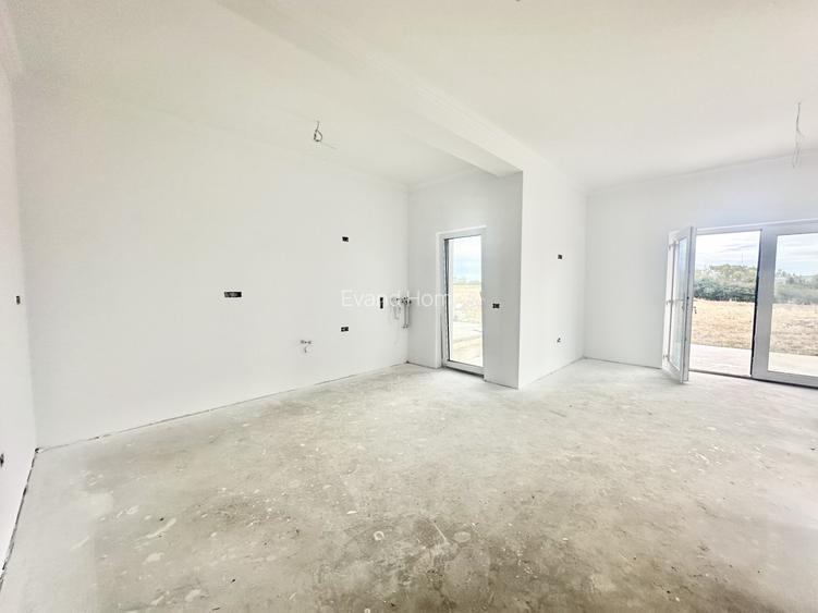 Duplex pe parter | 3 camere | 275 mp teren | Mosnita/Calea Medves