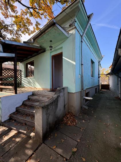 Vanzare Casa 3 Camere - Zona Ana Ipatescu, Langa Penitenciar