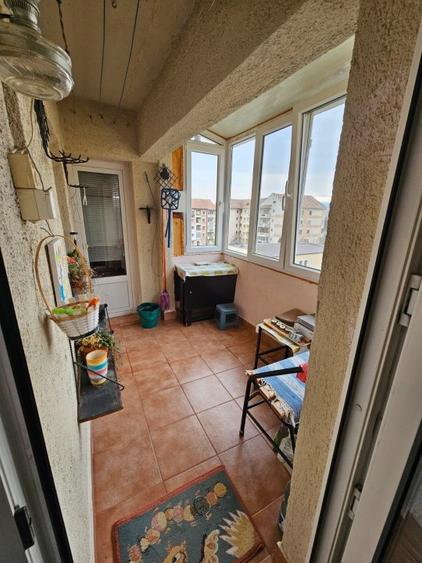 Vand apartament 3 camere decomandat Orastie