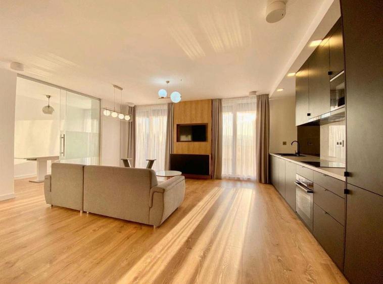 Apartament 3 camere, 92 mp, Terasa 44 MP, Parcare, Andrei Mureșanu
