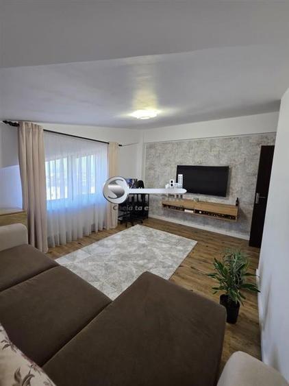 Apartament 2 camere Galata, 52 mp, baie cu geam, vedere panoramica