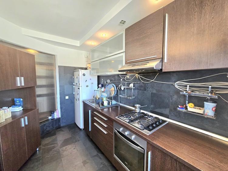 Vanzare apartament, 65 mpu Stefan Cel Mare nr 16, bloc 1984