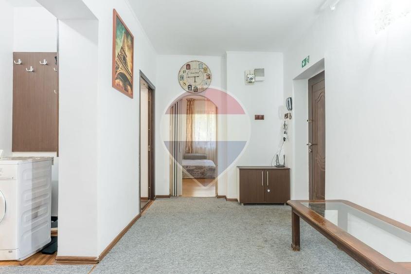 Apartament 3 camere , Podu Pos, Decomandat