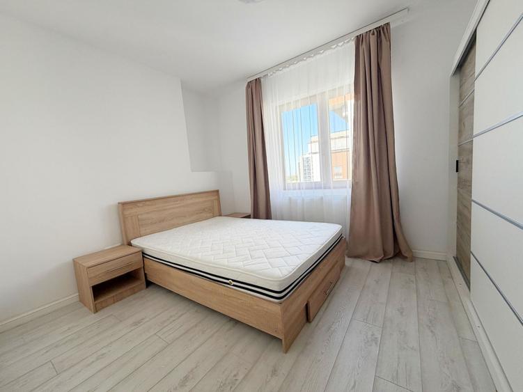 Apartament cu 3 camere de închiriat în Complex Toronto Residence, zona