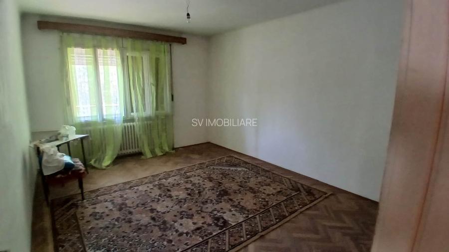 Comision 0 - Casa cu 5 camere in zona Teius - 5