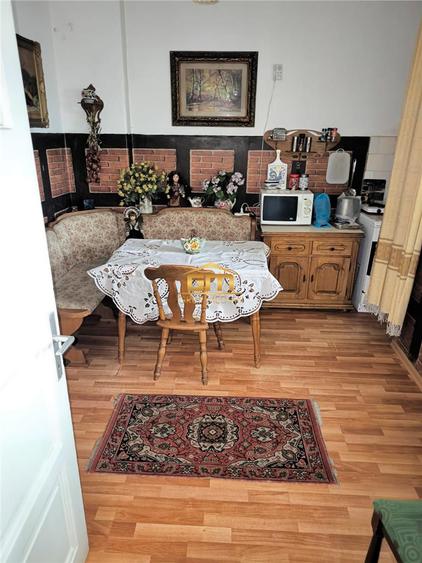 Casă de vanzare - Eleganță interbelică in centrul Ramnicului Valcea