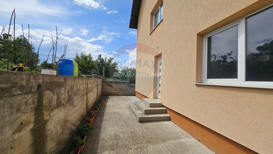 Casă / Vilă cu 12 camere-Sfântu Ilie Vechi, Suceava - 42