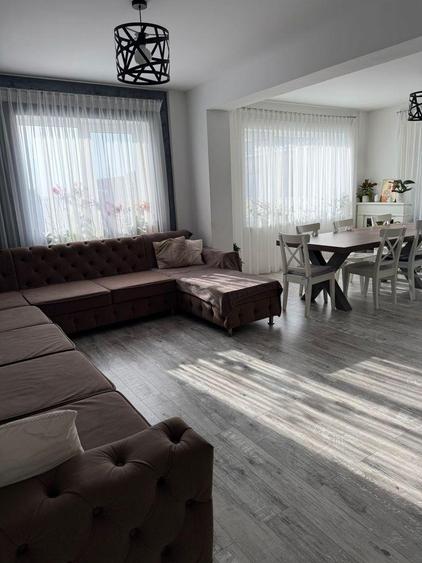 Apartament penthouse 3 camere