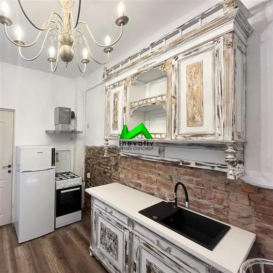 Apartament de vanzare 2 camere pod curte Sibiu Central
