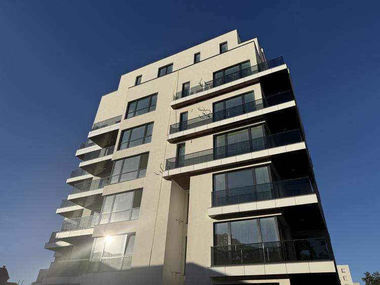 Mosilor Boutique II - Centrul Capitalei, apartament cu 2 bai, etaj superior !
