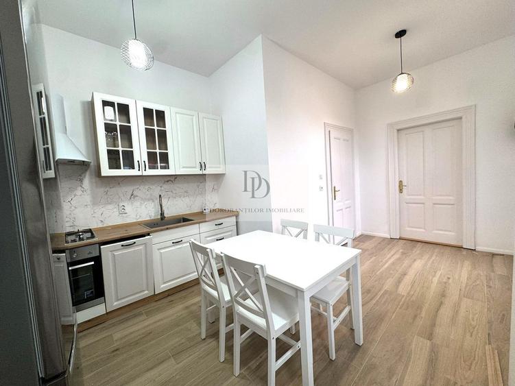 Apartament cu 3 camere Ultracentral | Parcare inclusă | Zona Horea