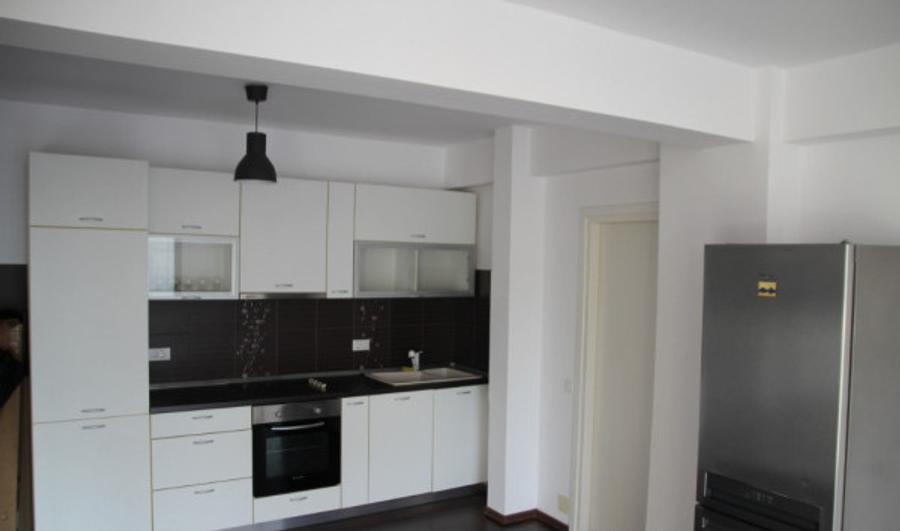Nerva Traian-apartament 2 camere Bloc 2014