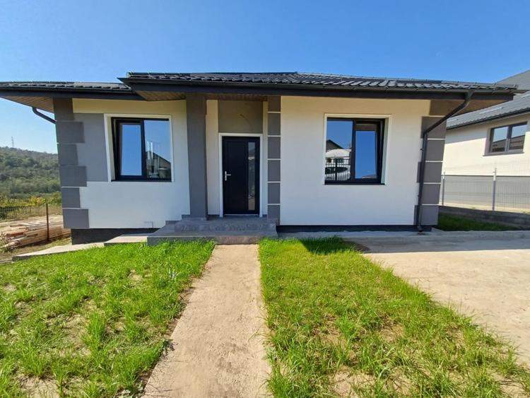 CASA INDIVIDUALA, 4 CAMERE, 2 BAI, BECI , FINALIZATA SI INTABULATA VALEA ADANCA