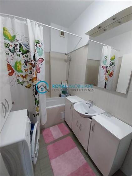 Royal Imobiliare - Vanzare Apartament zona Centrala