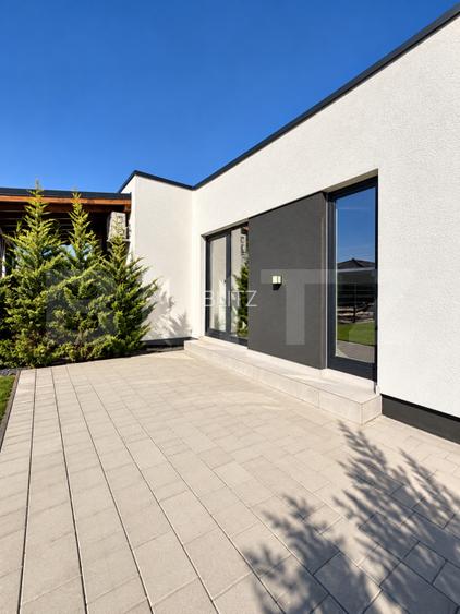 Casa pe parter, 81 mp, 300 mp teren, zona Dumbravita