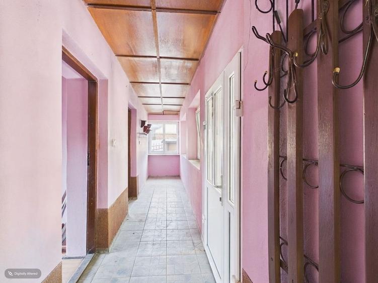 Casă Tileagd, 25 km Oradea, teren 328 mp