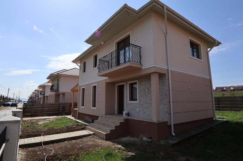 COMISION 0%, CASA 4 CAMERE, 2 BAI, 250 MP, HORPAZ