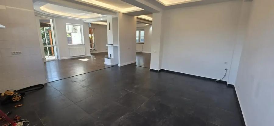 Vila 5 Camere Otopeni | Individuala | Curte Mare | Semineu Lemne