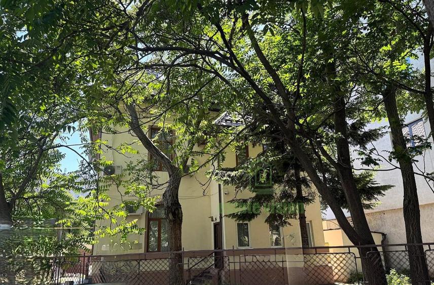 Vila interbelica exclusivista, zona Kiseleff, ideala rezidenta sau sediu premium