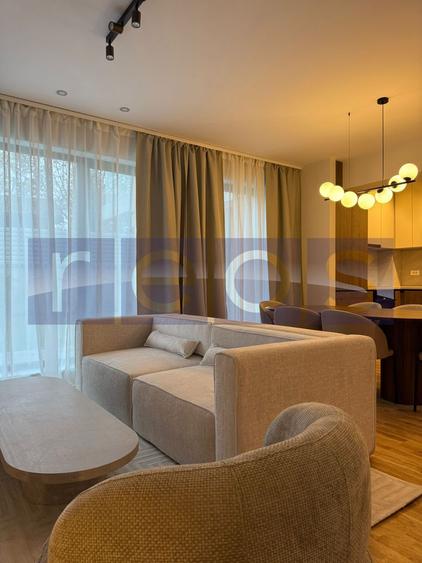 VANZARE 3 CAMERE | CURTE 88 MP | MOBILAT SI UTILAT LUX | STRAULESTI |