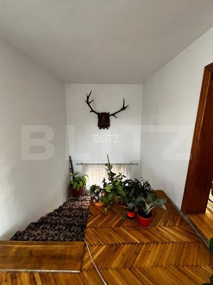Casa de vanzare, cu 5 camere, 200 mp, Livezile - 15