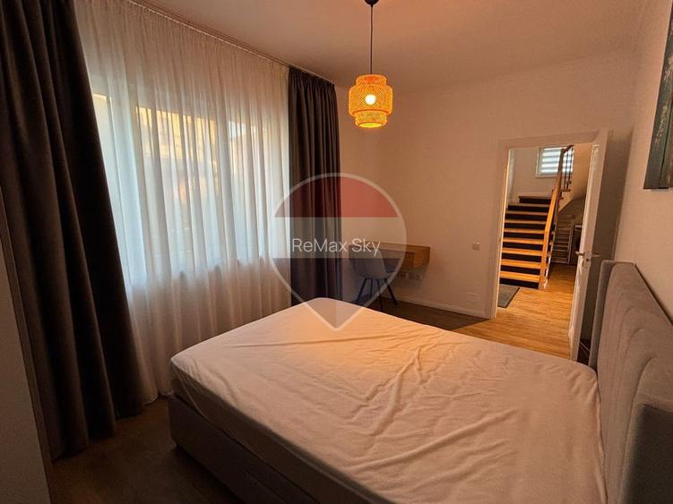 Casă / Vilă cu 5 camere de închiriat