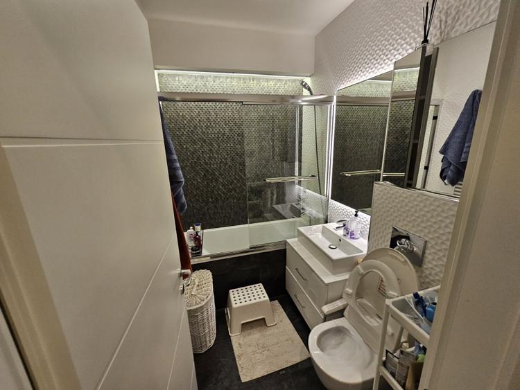 Apartament 4 camere-decomandat- parcare subterana-terasa-zona Grozavesti