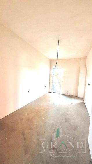 Oportunitate ! Apartament 4 Camere | Semifinisat | Logie 10 MP | Floresti - 24