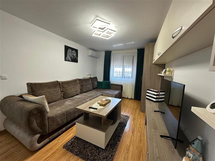 Inchiriere Apartament cu 2 camere Decomandat Tatarasi Nord- 2 Locuri de Parcare