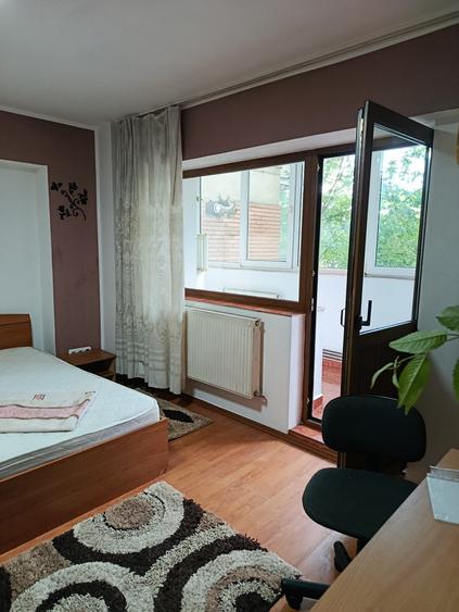 Apartament cu o camera - zona Gara - Strapungere Silvestru